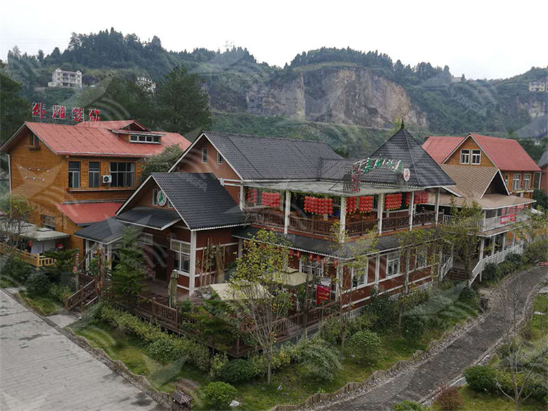 選擇合成樹脂瓦，為南方屋頂雨季防水護(hù)航